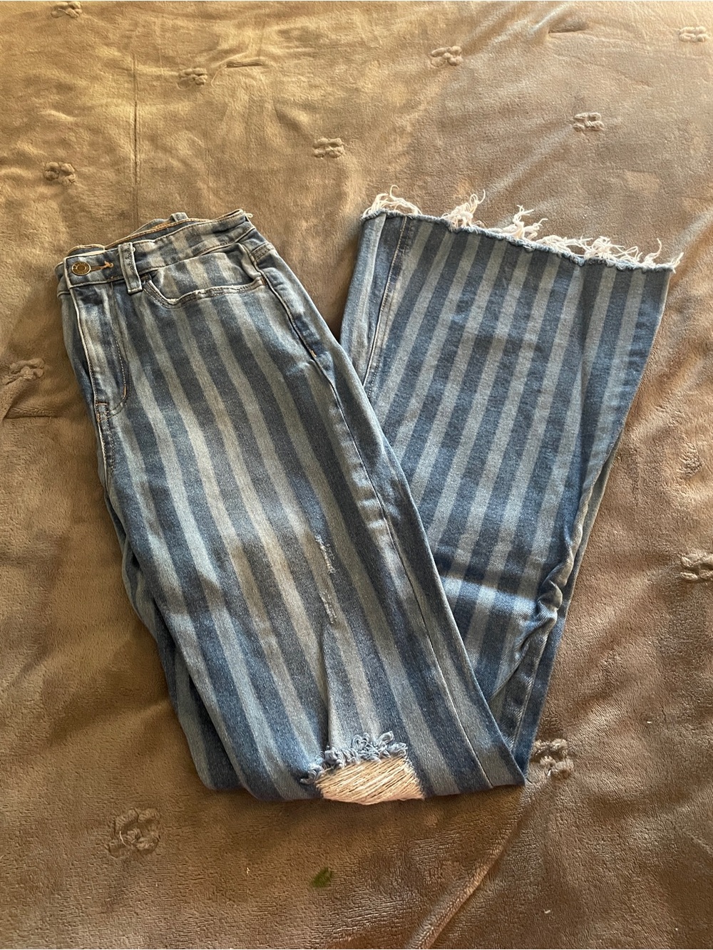 Cello Blue Striped Wide-Leg Jeans with Frayed Hem
